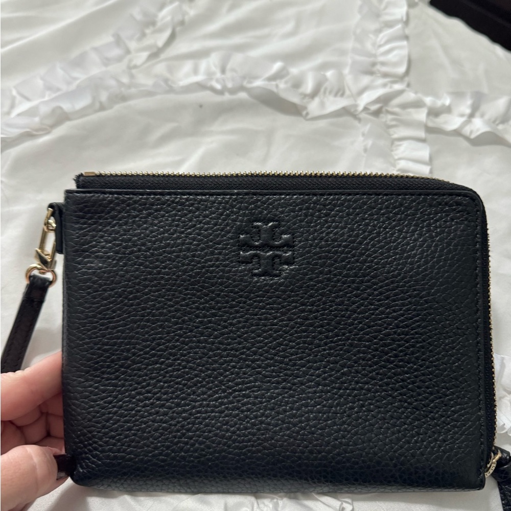 Tory Burch wristlet authentic